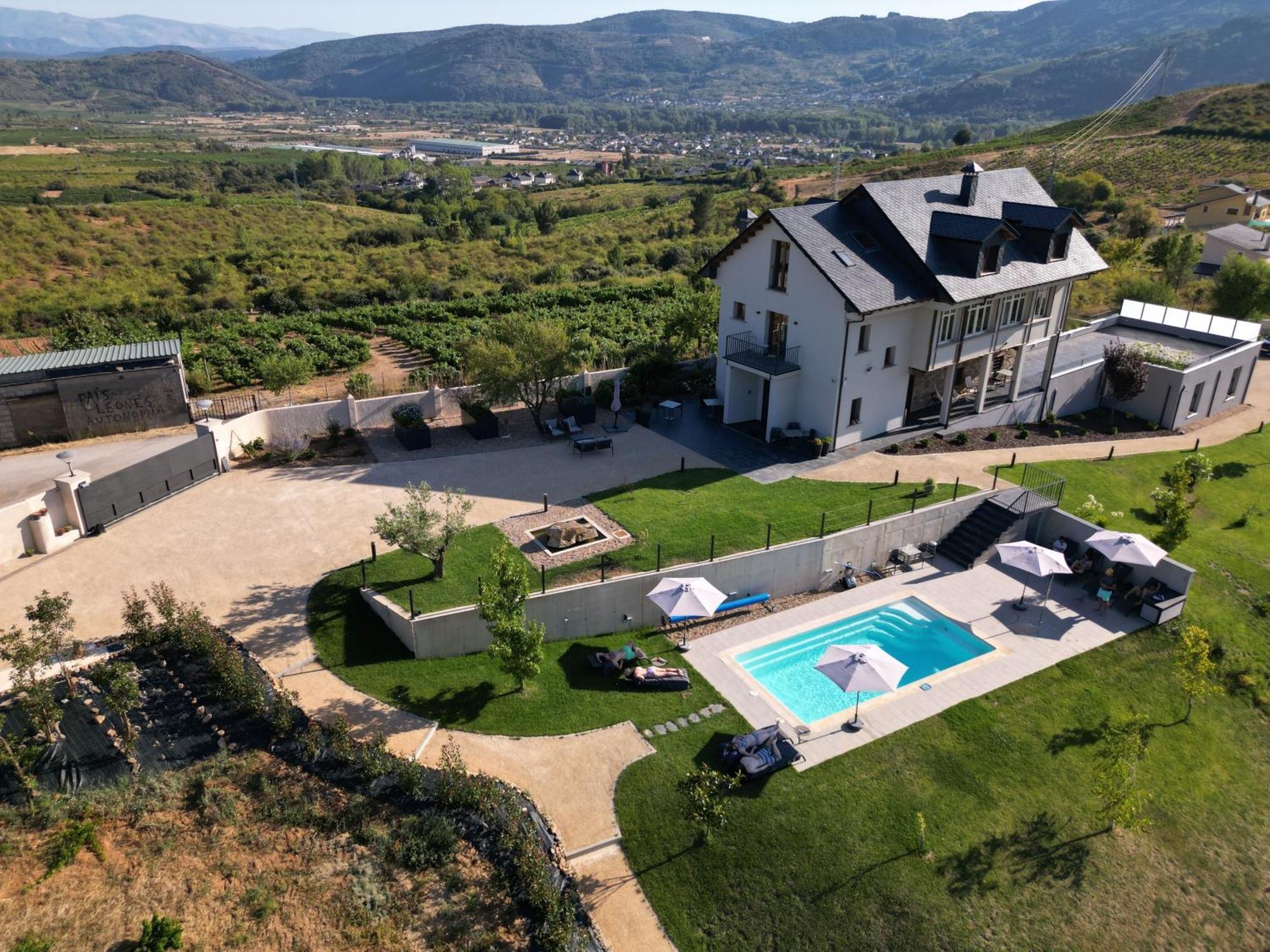 Boutique Finca Esencial Вільяфранка-дель-Б'єрсо Екстер'єр фото